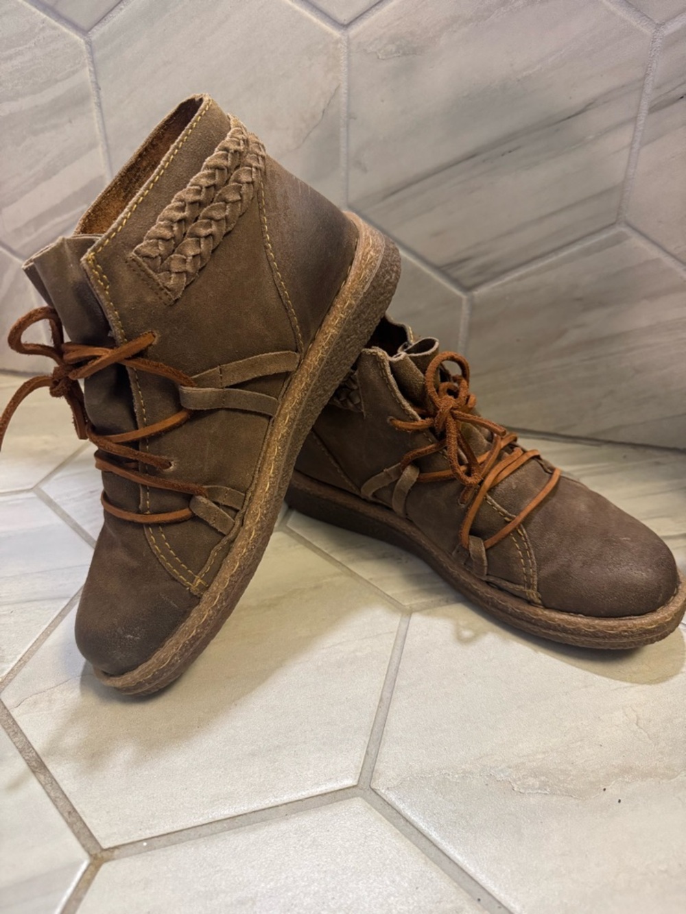 Born Women’s Temple Brown Suede Lace-Up Ankle Boots with Braided Trim - Picture 2 of 8